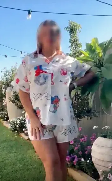 Charlotte, 33