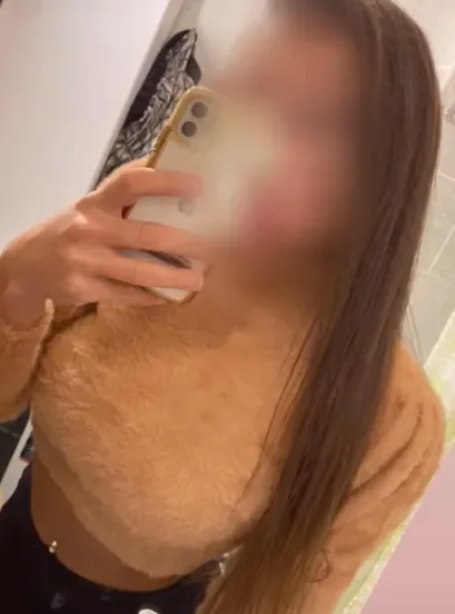 Eilidh, 27