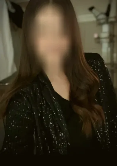 Ella, 39