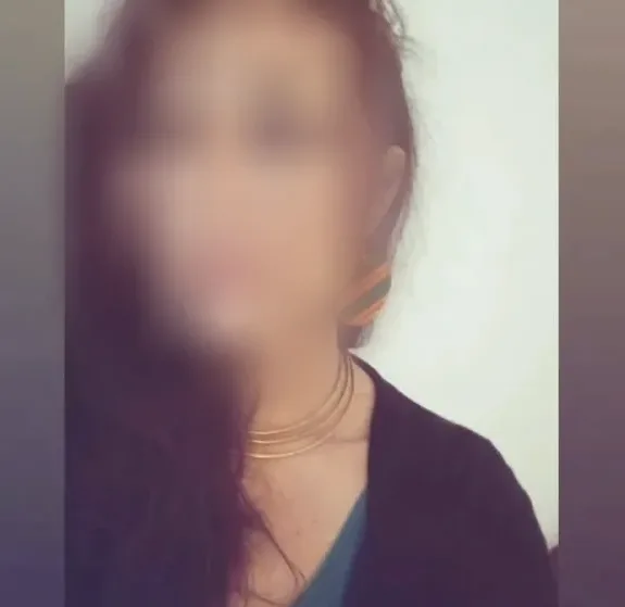 Farah, 37