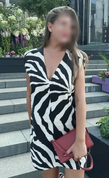 Hayley, 20