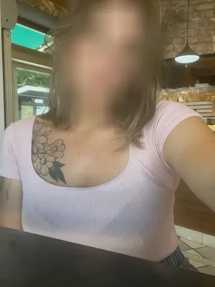 Holly, 40