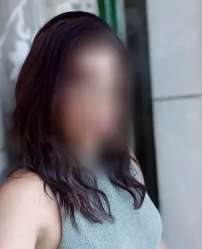 Natalie, 27