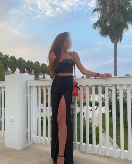 Nia, 39