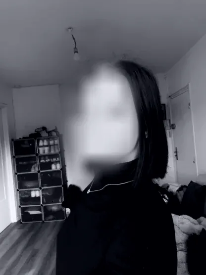 Niamh, 18