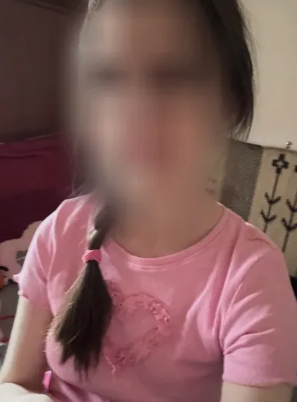 Rebecca, 25