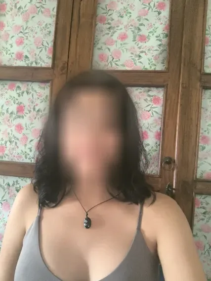 Salma, 38