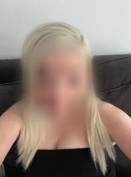 Shannon, 40