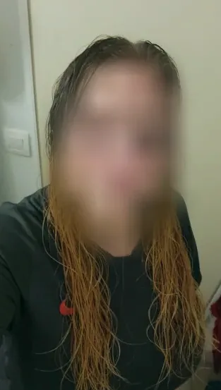 Zara, 27